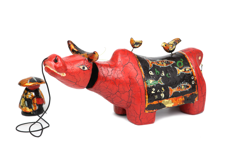 High-class handmade lacquer puppet: Cow