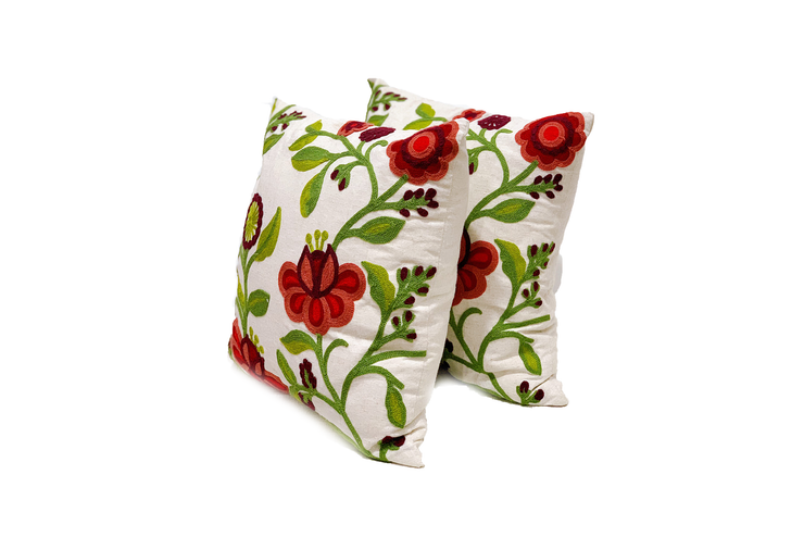 Square Linen Pillowcase 45X45 cm With Hand-Sewn Floral (With Pistils) Patterns