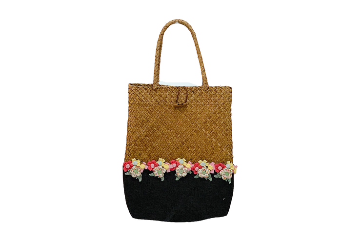 Flat Glossy Long Bamboo Bag With Round Hemp Cloth Base And Linen Flower