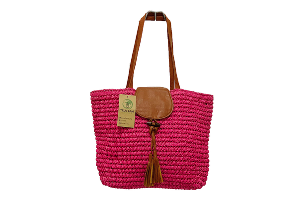 Seagrass Shoulder Bag With Leather Strap and Leather Lid With Wooden Ball Tassel