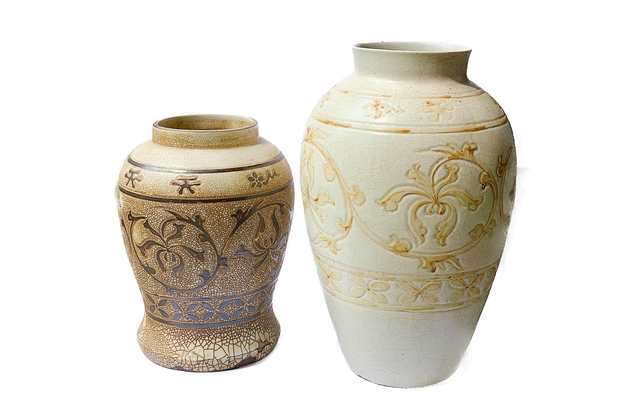 Medium Imitative-Antique Vase, Chrysanthemum Decorated, Tran's Dynasty of XIII-XIV Century Brown-Ceramic
